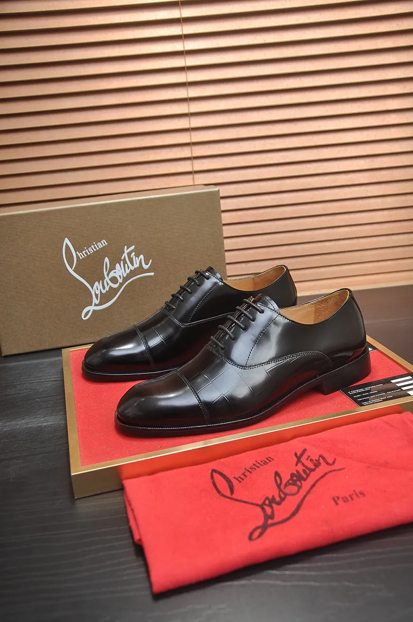 Men's shoes 💰620💶 [Chrstian Loubotin] Red-soled shoes 💋Original mold opening, the highest version on the market, purely handmade ➕Imported cowhide uppers, first-layer water-dyed cowhide lining! Original EU high-gloss outsole. 38 to 45 (45 customized)